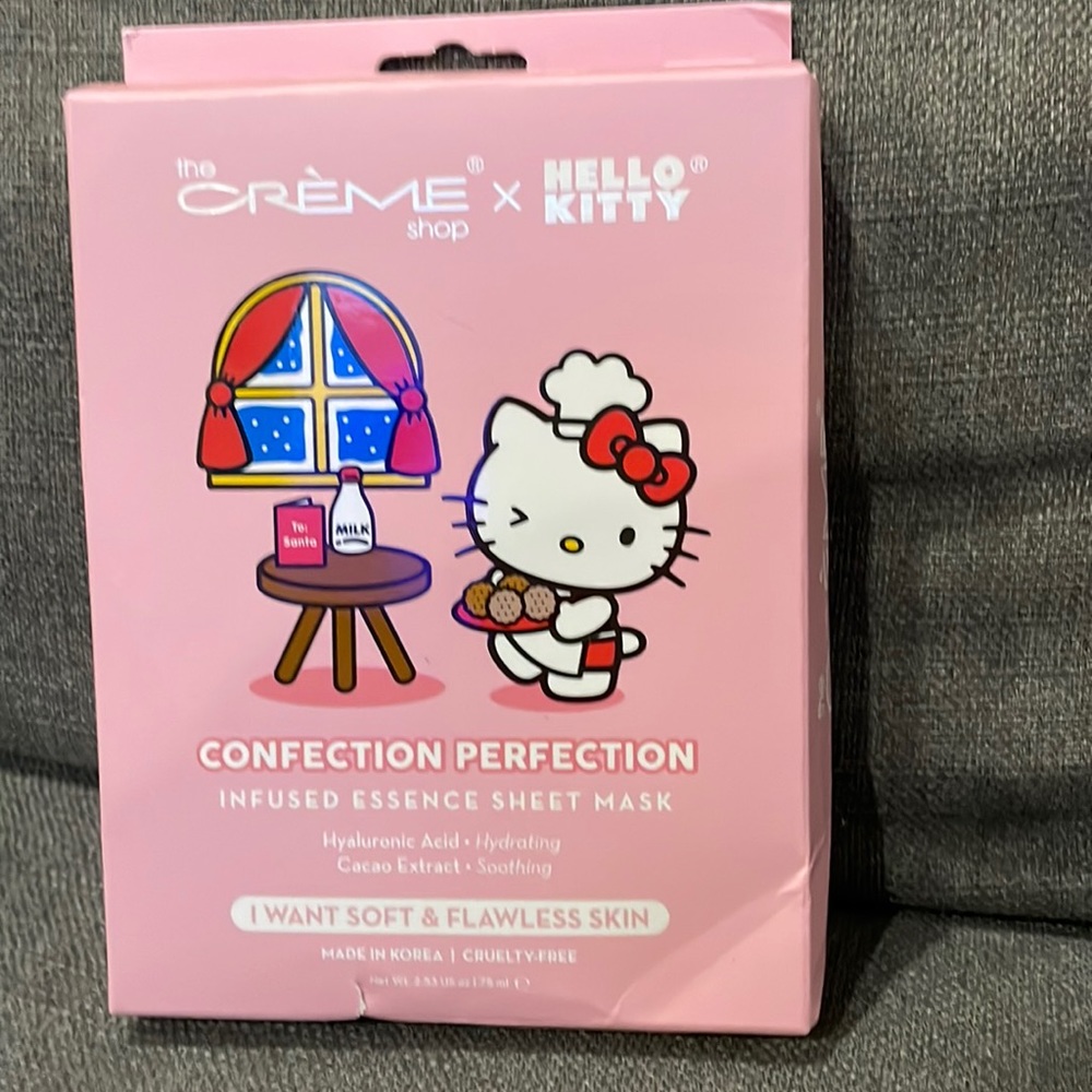 COPY - The Crème Shop x Hello Kitty Face Masks Confection Perfection infused es…